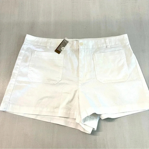 J. Crew New Patch-Pocket Chino Short Women's White Cotton Button Front Sz 14 NWT - Picture 2 of 9